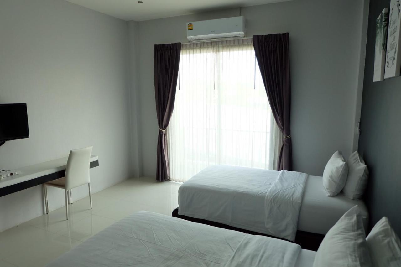 De Vine House Hotel Roi Et Buitenkant foto
